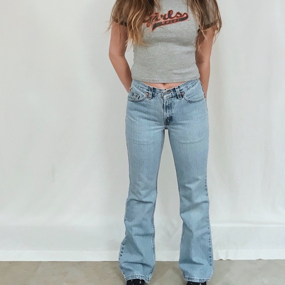 Vintage light wash Levi’s 517! - Picture 3 of 4